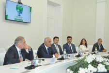 Ölkədə ilk: Biznes təhsilinin yeni modeli UNEC-də (FOTO)