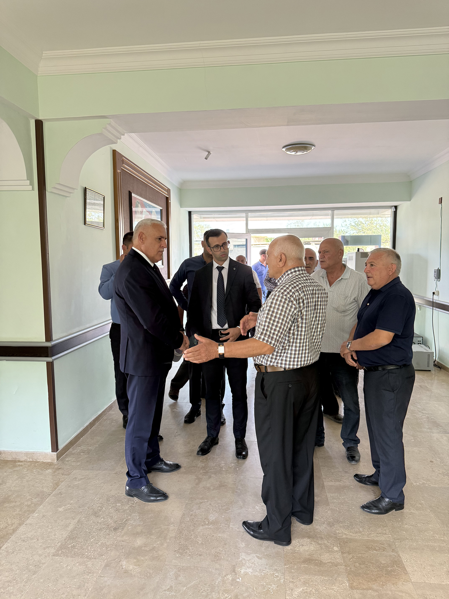 Milli Məclisin deputatı Vüqar Rəhimzadə Culfada seçiciləri ilə növbəti görüşünü keçirib