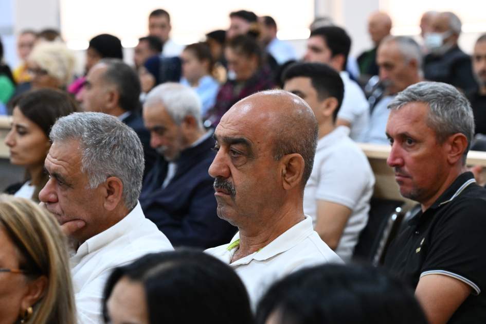 Azərbaycan ərazilərinin Ermənistandan atəşə tutulması, mülki azərbaycanlıların öldürülməsi, girov götürülməsi ilə bağlı sənədlər məhkəmədə elan olunub (FOTO)
