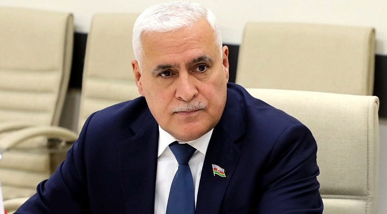 Müxalifətçiliyi xəyanətlə səhv salanlar...
