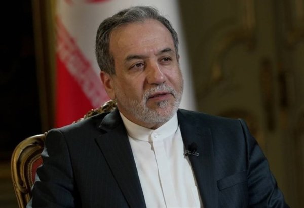 İranın XİN rəhbəri Türkiyədə səfərdədir