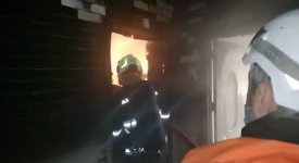 Xırdalanda çoxmərtəbəli yaşayış binasında yanğın baş verib, sakinlər təxliyə edilib (FOTO/VİDEO)