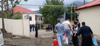 Xocalının Seyidbəyli kəndinə köçən ailələrə mənzillərin açarları təqdim olunub (FOTO) (YENİLƏNİB)