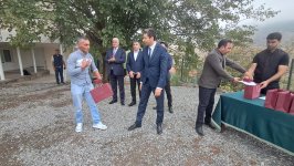 Xocalının Seyidbəyli kəndinə köçən ailələrə mənzillərin açarları təqdim olunub (FOTO) (YENİLƏNİB)