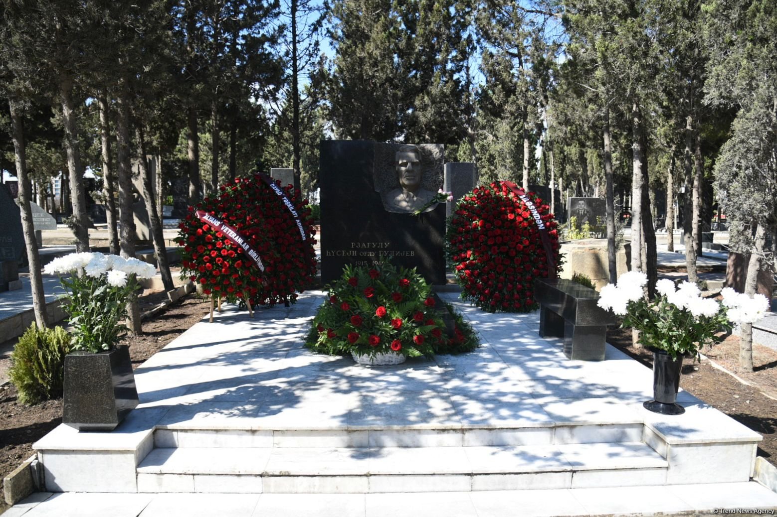 Azərbaycan xüsusi xidmət orqanlarının veteranları əfsanəvi kəşfiyyatçı Rzaqulu Quliyevin xatirəsini ehtiramla yad ediblər (FOTO)