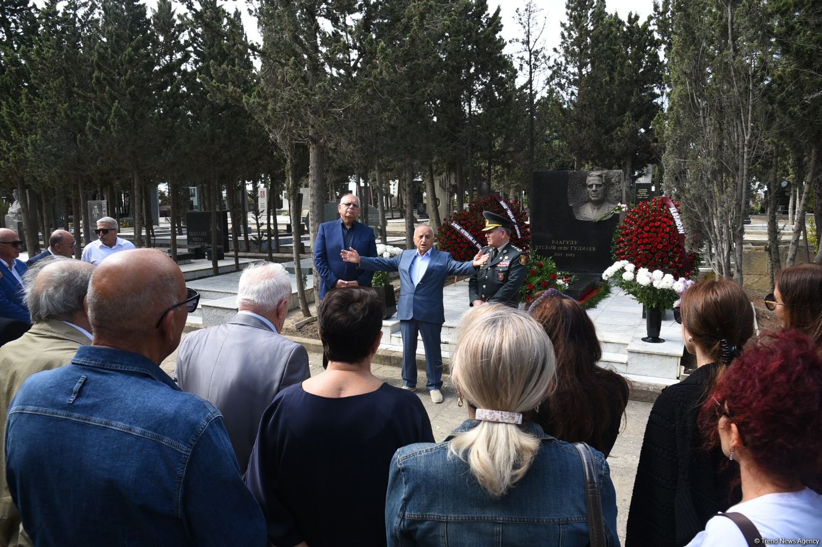 Azərbaycan xüsusi xidmət orqanlarının veteranları əfsanəvi kəşfiyyatçı Rzaqulu Quliyevin xatirəsini ehtiramla yad ediblər (FOTO)
