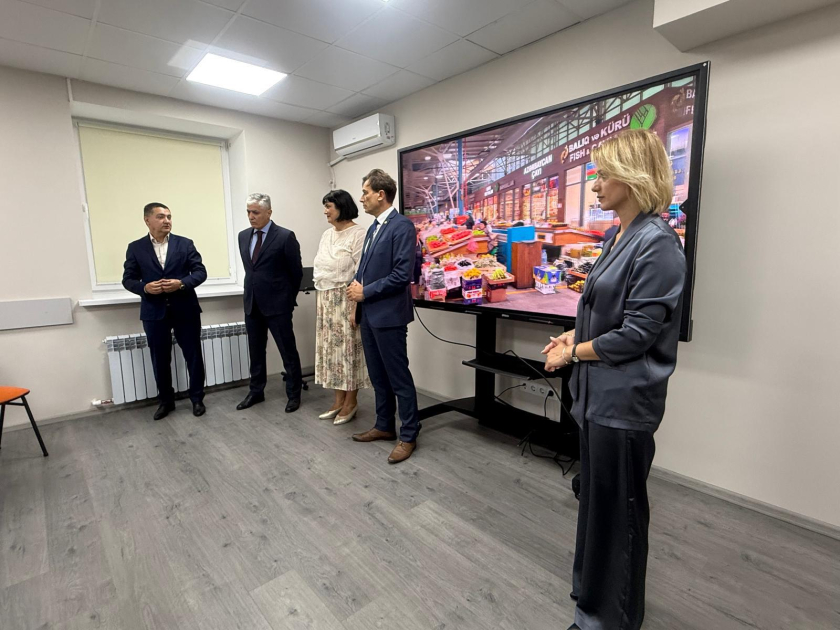 Moldovada azərbaycanlıların bazar günü məktəbində yeni tədris ilinin açılışı olub