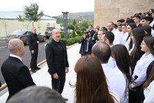 Prezident İlham Əliyev Qarabağ Universitetinin Klinikası binasının, Tibb və sağlamlıq elmləri fakültəsinin tədris korpusunun açılışında iştirak edib (FOTO)