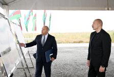 Prezident İlham Əliyev Füzuli rayonunun yeni salınacaq Qaraxanbəyli kəndinin təməlini qoyub (FOTO)