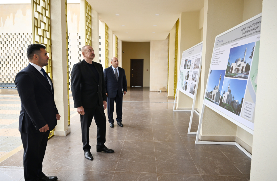 Prezident İlham Əliyev Hadrut qəsəbəsində inşa olunmuş məscidin açılışında iştirak edib (FOTO)