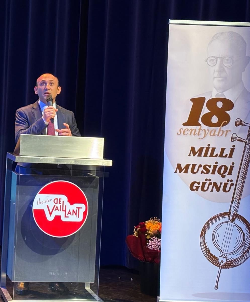 Niderlandda Üzeyir Hacıbəylinin 140 illik yubileyi qeyd olunub (FOTO)