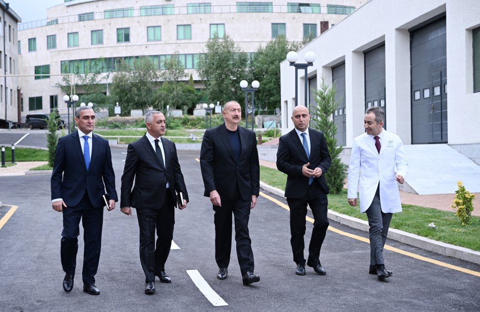 Prezident İlham Əliyev Qarabağ Universitetinin Klinikası binasının, Tibb və sağlamlıq elmləri fakültəsinin tədris korpusunun açılışında iştirak edib (FOTO)