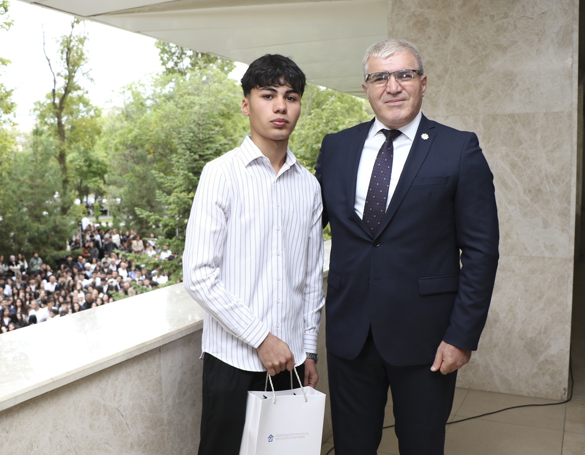 AzMİU-da “Bilik Günü”: Yeni tədris ilinə böyük ümidlərlə start verildi (FOTO)