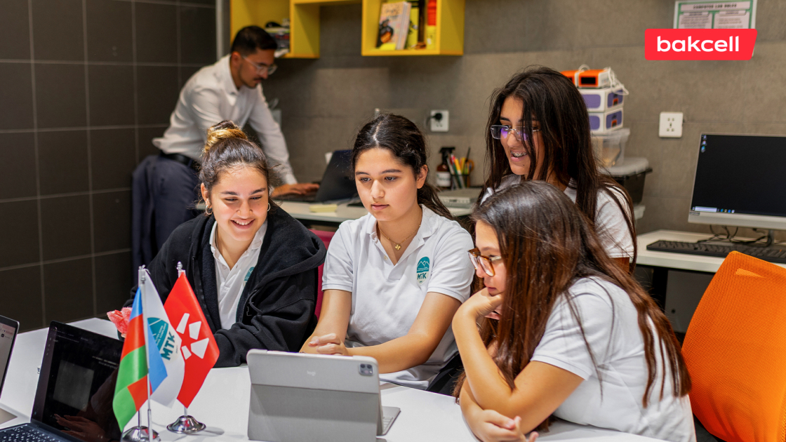 “Bakcell” Bilik Günü münasibətilə Müasir Təhsil Kompleksinin şagirdləri ilə görüşdü (FOTO)