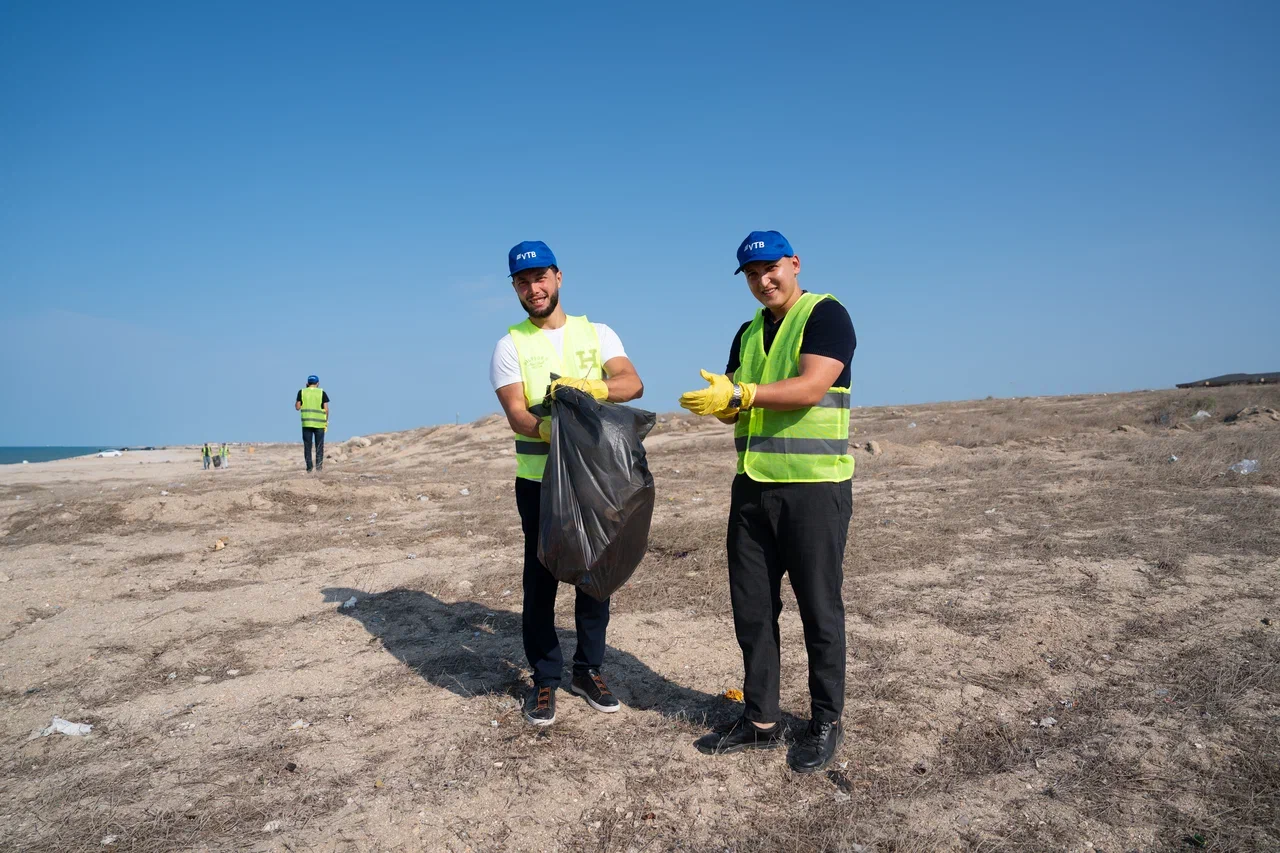 VTB (Azərbaycan)ın əməkdaşları Bilgəh çimərliyində növbəti təmizlik aksiyası keçirdilər (FOTO)
