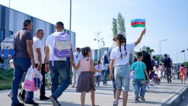 Food City Agrocomplex məktəbliləri sevindirdi (FOTO)