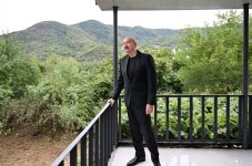 Prezident İlham Əliyev Xocalı rayonunun Badara kəndində olub (FOTO)