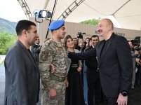 Prezident İlham Əliyev Xocalının Badara, Daşbulaq, Seyidbəyli və Şuşakənd kəndlərinin sakinləri ilə görüşüb (FOTO)