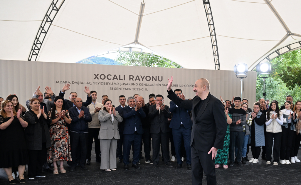 Prezident İlham Əliyev Xocalının Badara, Daşbulaq, Seyidbəyli və Şuşakənd kəndlərinin sakinləri ilə görüşüb (FOTO)