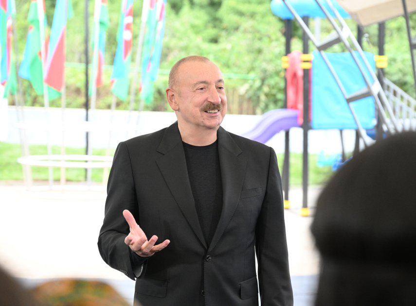 Prezident İlham Əliyev Xocalının Badara, Daşbulaq, Seyidbəyli və Şuşakənd kəndlərinin sakinləri ilə görüşüb (FOTO)