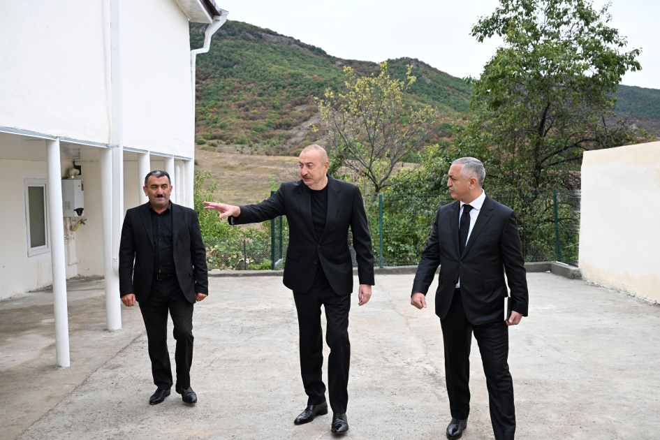 Prezident İlham Əliyev Xocalı rayonunun Seyidbəyli kəndində olub (FOTO)