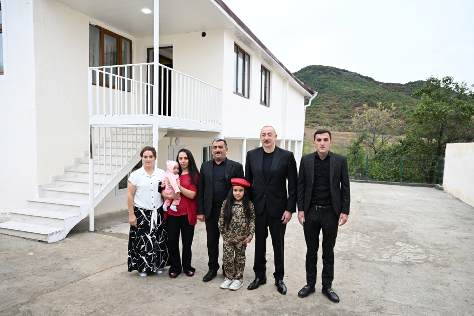 Prezident İlham Əliyev Xocalı rayonunun Seyidbəyli kəndində olub (FOTO)