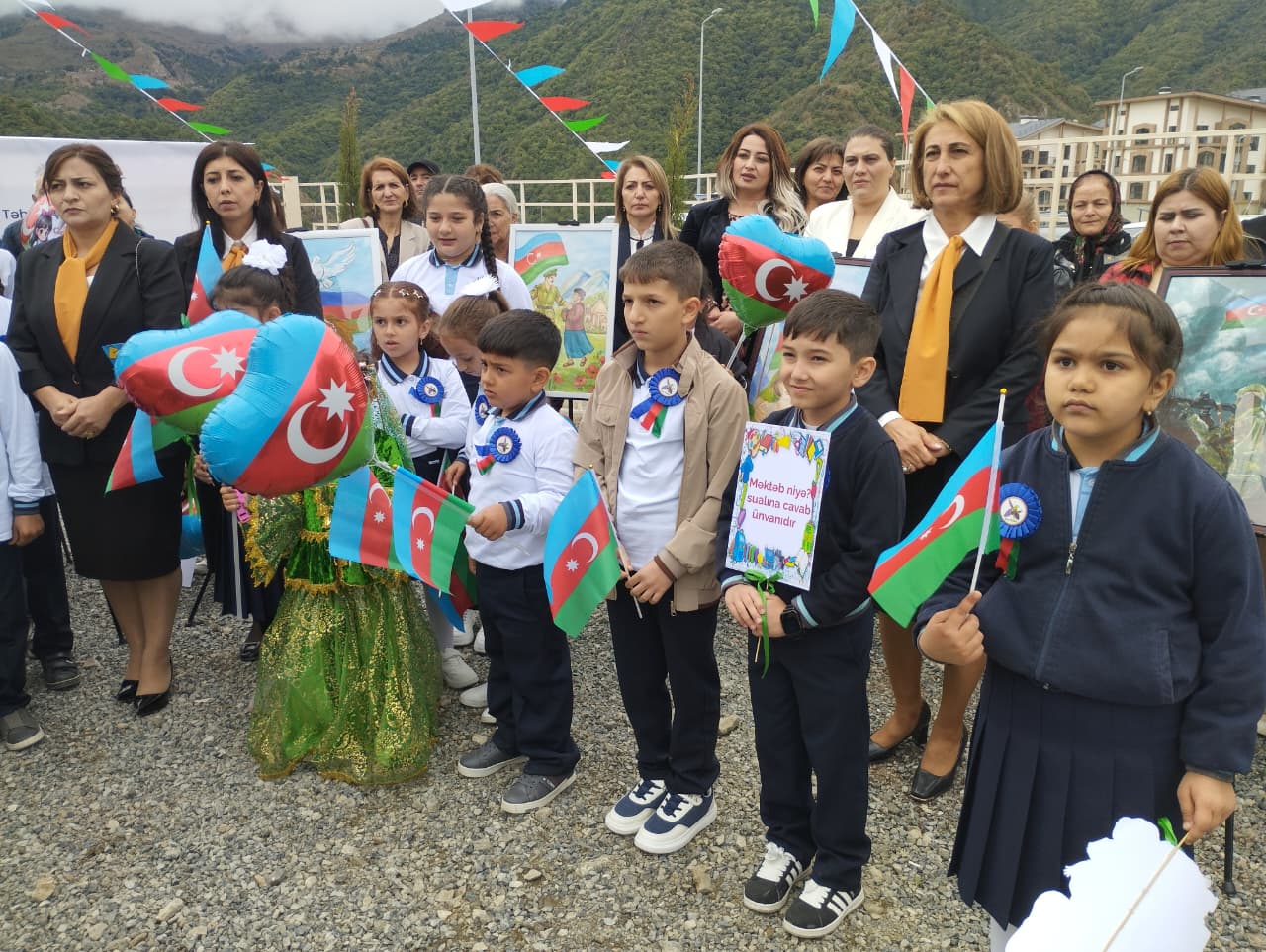 33 ildən sonra, Kəlbəcərdə ilk zəng çalınıb (FOTO)