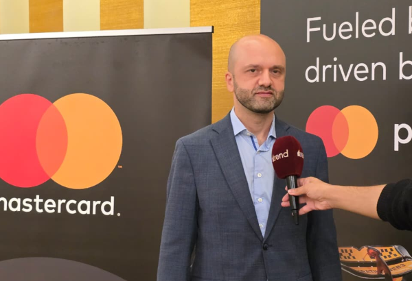 Azərbaycanda ictimai nəqliyyatda "Mastercard" vasitəsilə ödənişlər mümkün olacaq
