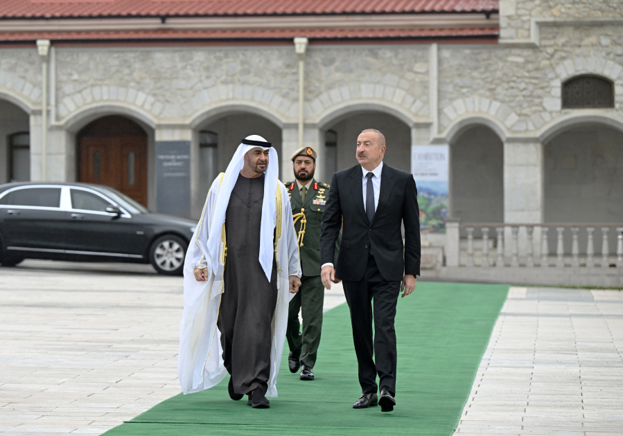 Birləşmiş Ərəb Əmirliklərinin Prezidentinin Şuşada rəsmi qarşılanma mərasimi olub (FOTO)