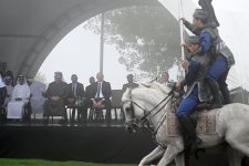 Prezidentlər İlham Əliyev və Şeyx Məhəmməd bin Zayed Al Nəhyan Cıdır düzündə Qarabağ atlarının şousunu izləyiblər (FOTO) (YENİLƏNİB)