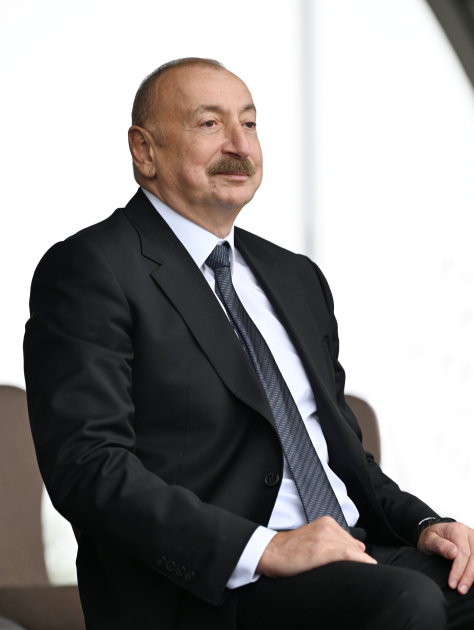 Prezidentlər İlham Əliyev və Şeyx Məhəmməd bin Zayed Al Nəhyan Cıdır düzündə Qarabağ atlarının şousunu izləyiblər (FOTO)