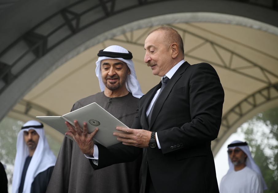 Prezidentlər İlham Əliyev və Şeyx Məhəmməd bin Zayed Al Nəhyan Cıdır düzündə Qarabağ atlarının şousunu izləyiblər (FOTO)