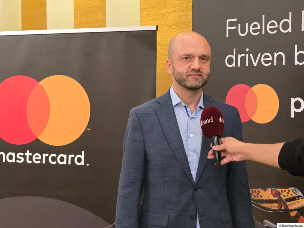 Azərbaycanda ictimai nəqliyyatda "Mastercard" vasitəsilə ödənişlər mümkün olacaq