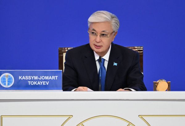 Tokayev nüvə silahlarının dünyanın sonuna səbəb olma potensialından danışıb