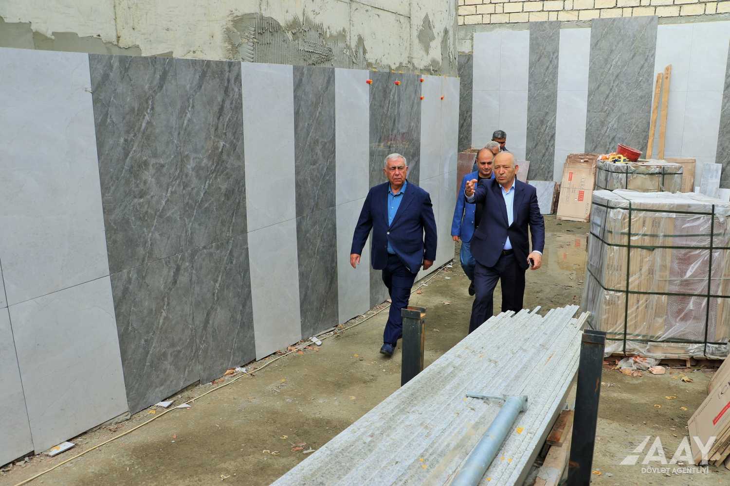 Yevlax, Gəncə, Qazax, Kəlbəcər, Ağdərə və Xocalıda icra edilən yol layihələrinə baxış keçirilib (FOTO)