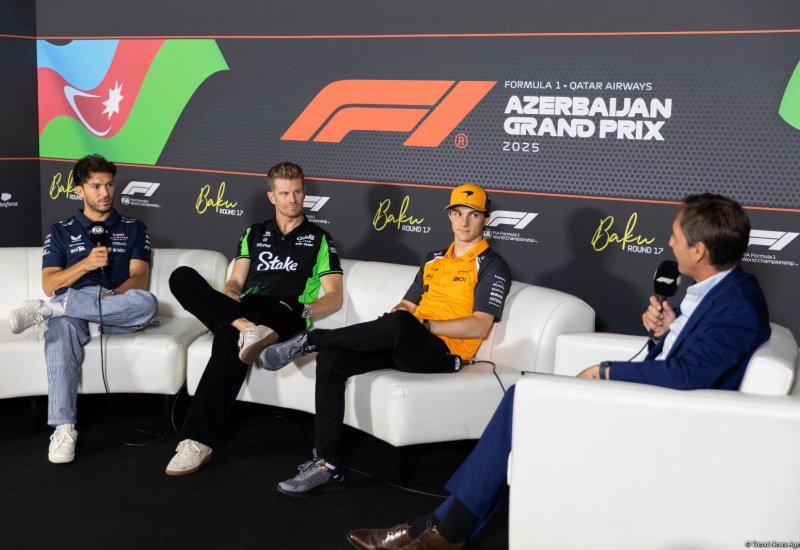 Formula 1 Qatar Airways Azərbaycan Qran Prisi 2025: Sürət həvəskarları Pit zolağı gəzintisində (FOTO)