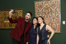 Azərbaycan Milli Xalça Muzeyində “Əsrlərin sədasında xalça sehri” adlı sərgi açılıb (FOTO)