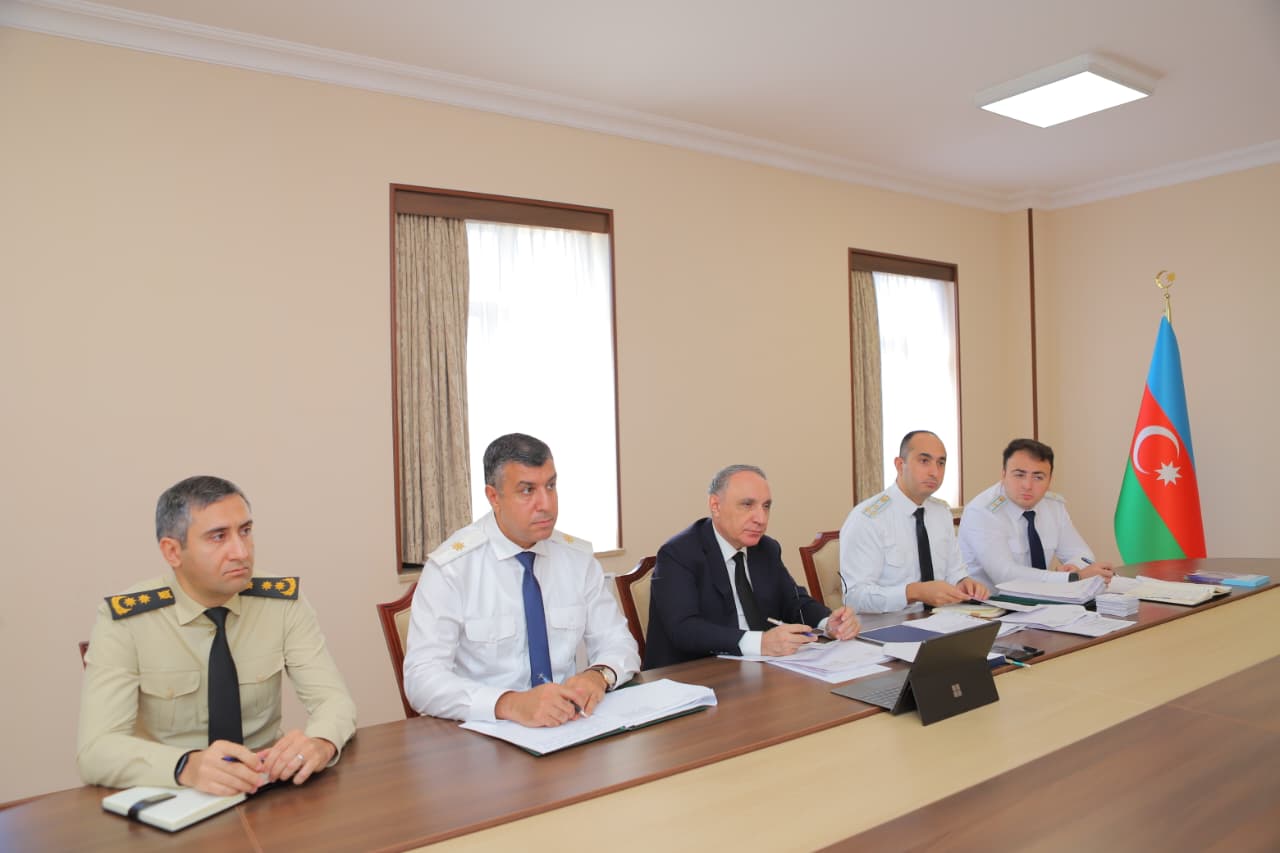 Baş prokuror Naxçıvanda vətəndaşları qəbul edib (FOTO)