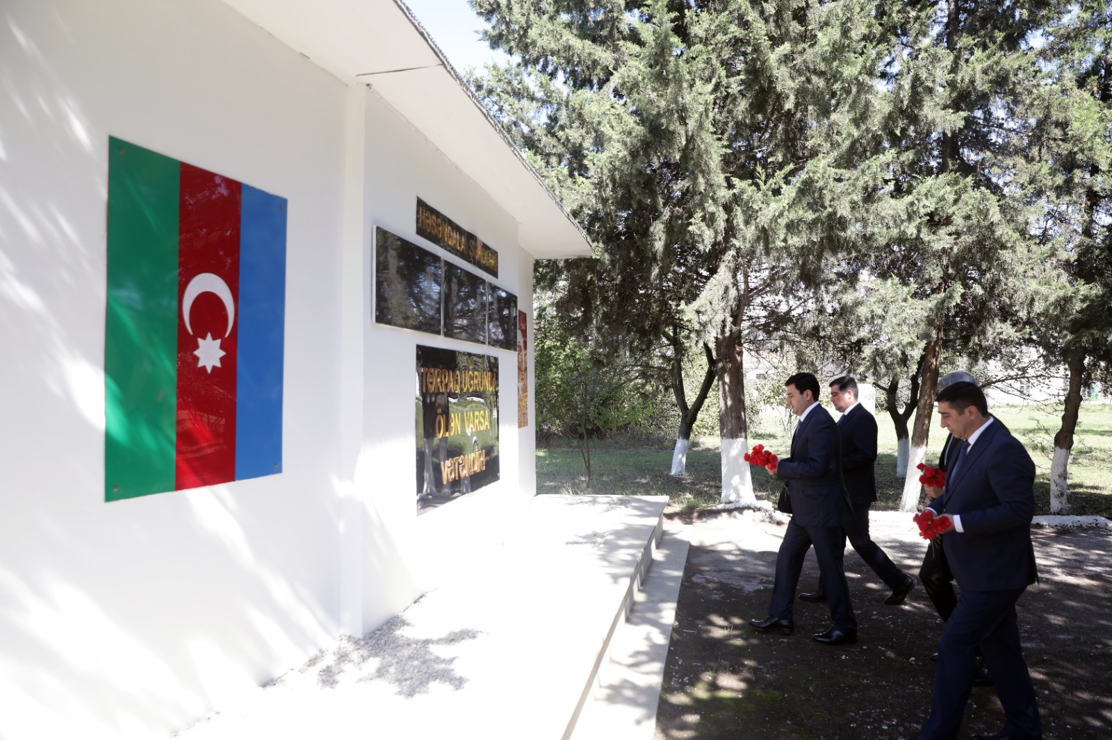 Xaçmazın Həsənqala kəndində səyyar qəbul keçirilib (FOTO)