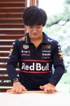 Formula 1 pilotları Bakıda qutab bişirdilər (FOTO)