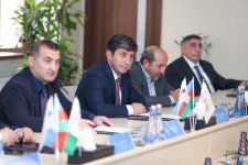 Balaxanı neftçiləri peşəkar bayramlarını təqaüdə çıxan qocaman üzvlərinin xeyir-duası ilə qeyd etdilər (FOTO)