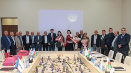 Balaxanı neftçiləri peşəkar bayramlarını təqaüdə çıxan qocaman üzvlərinin xeyir-duası ilə qeyd etdilər (FOTO)