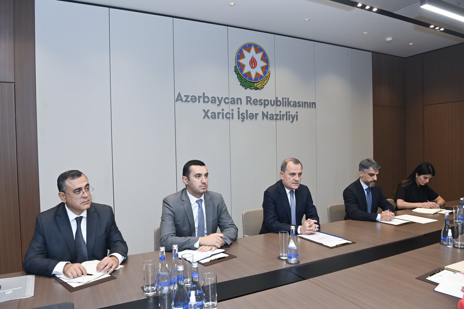 Ceyhun Bayramov Fransanın ölkəmizə yeni təyin olunmuş səfiri ilə görüşüb (FOTO)