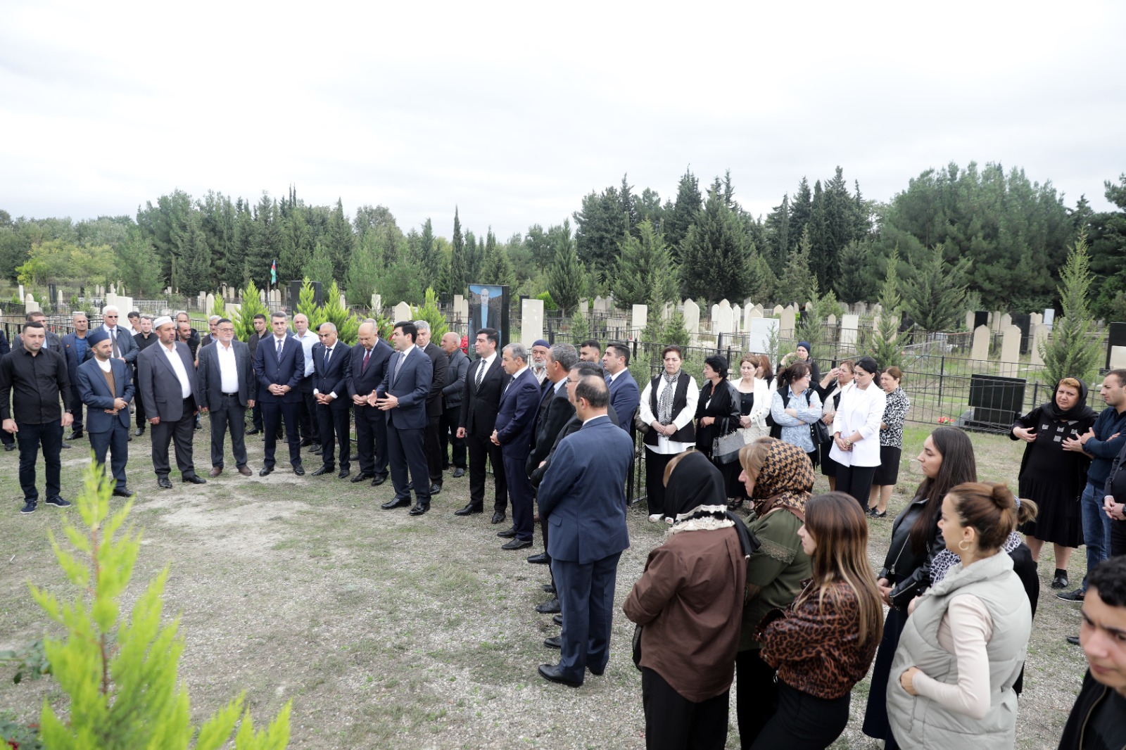 Xaçmazda Şəhidlərin məzarları ziyarət olunub, xatirələri ehtiramla yad edilib (FOTO)