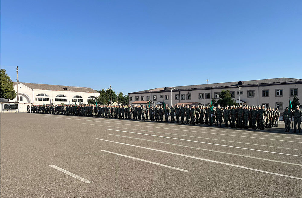 Dövlət Suverenliyi Günü münasibətilə Azərbaycan Ordusunda silsilə tədbirlər keçirilib (FOTO)