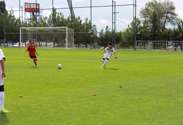 Qəbələdə III MDB Oyunlarına test xarakteri daşıyan futbol matçı keçirilib (FOTO)