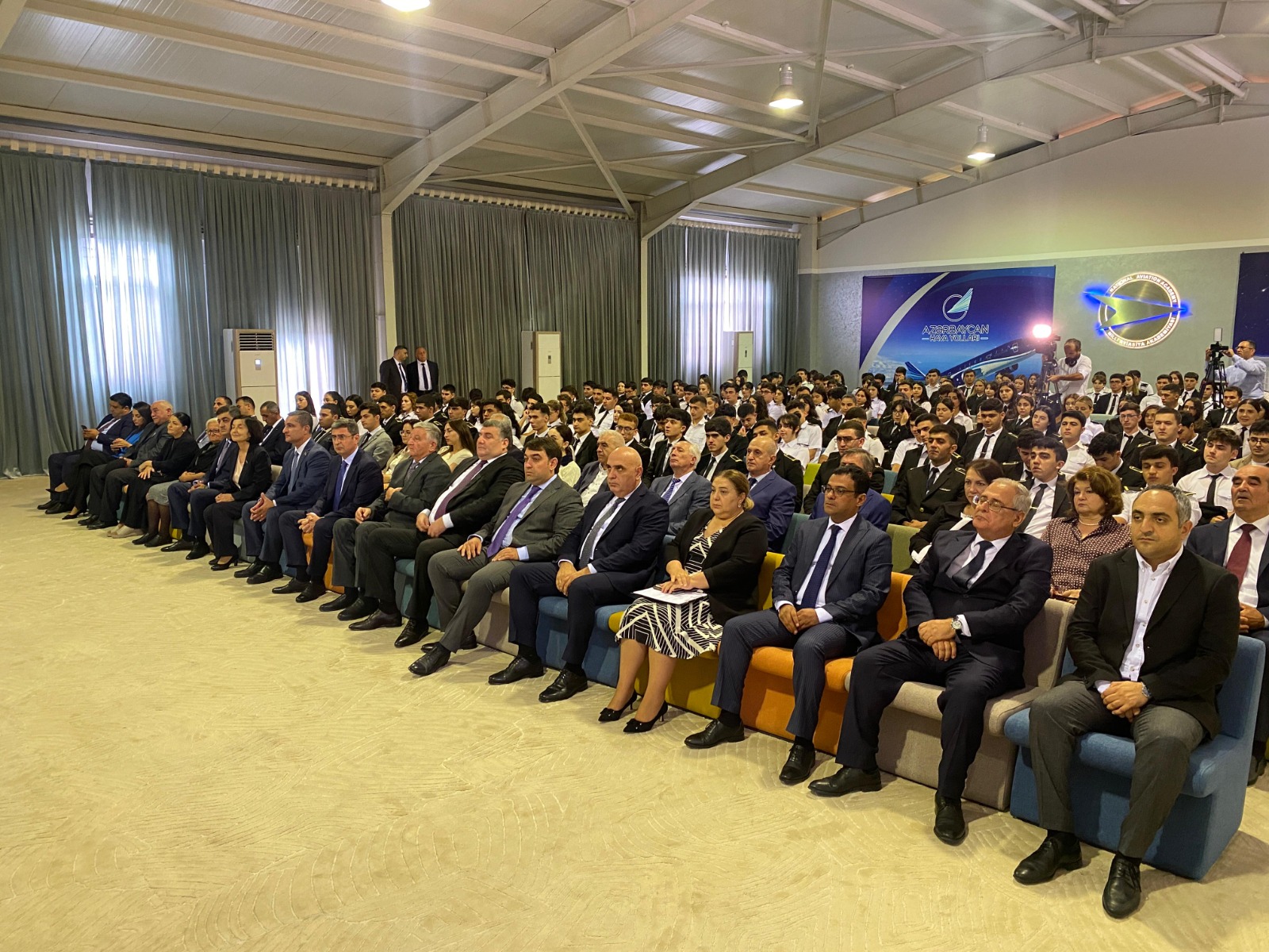 Milli Aviasiya Akademiyasında “Suverenliyin Zəfəri” adlı tədbir keçirilib (FOTO)