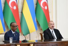 Azərbaycan ilə Ruanda arasında imzalanmış sənədlər mübadilə olunub, sonra Prezidentlər mətbuata bəyanatlarla çıxış ediblər (FOTO)