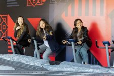 Şəhidlərin ailə üzvləri və qazilər fəxri qonaq qismində Formula 1 yarışlarını izləyiblər (FOTO)