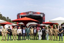 Şəhidlərin ailə üzvləri və qazilər fəxri qonaq qismində Formula 1 yarışlarını izləyiblər (FOTO)